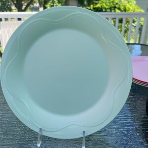 NWT Set of 4 Tupperware Open House Small Plates
